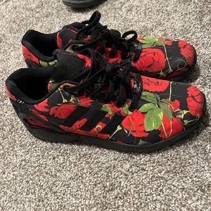 Women & Mens Addias Torison Flux Rose.  Size 9.5.